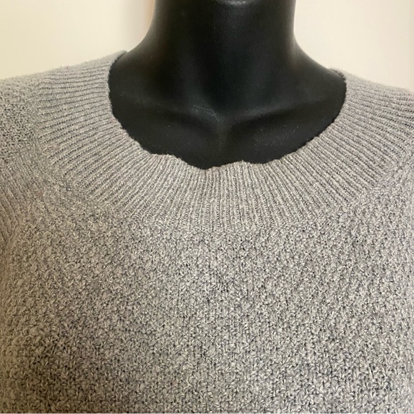Maurices Gray Textured Tunic Sweater L - Picture 4 of 9